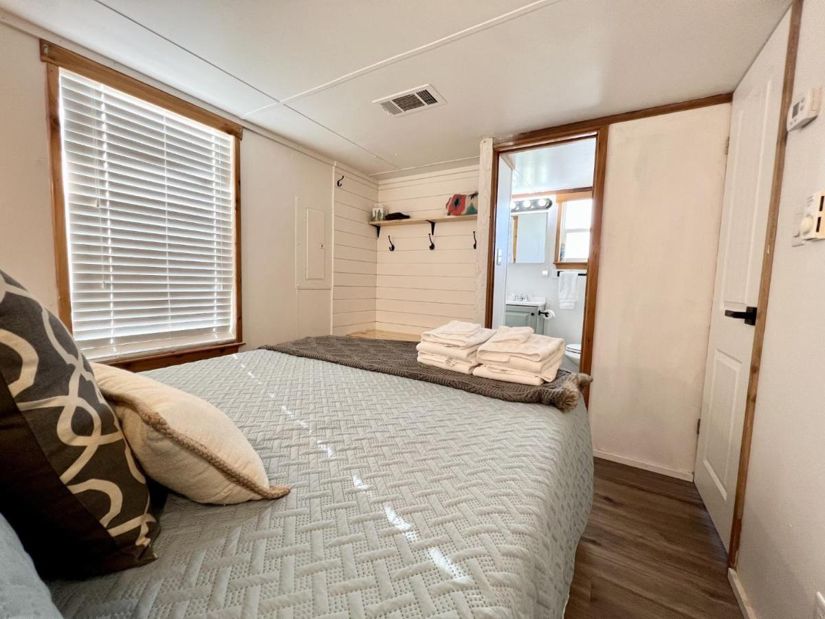 Spring Branch The Perch- Texas Tiny Haus With Amazing Viewsヴィラ エクステリア 写真