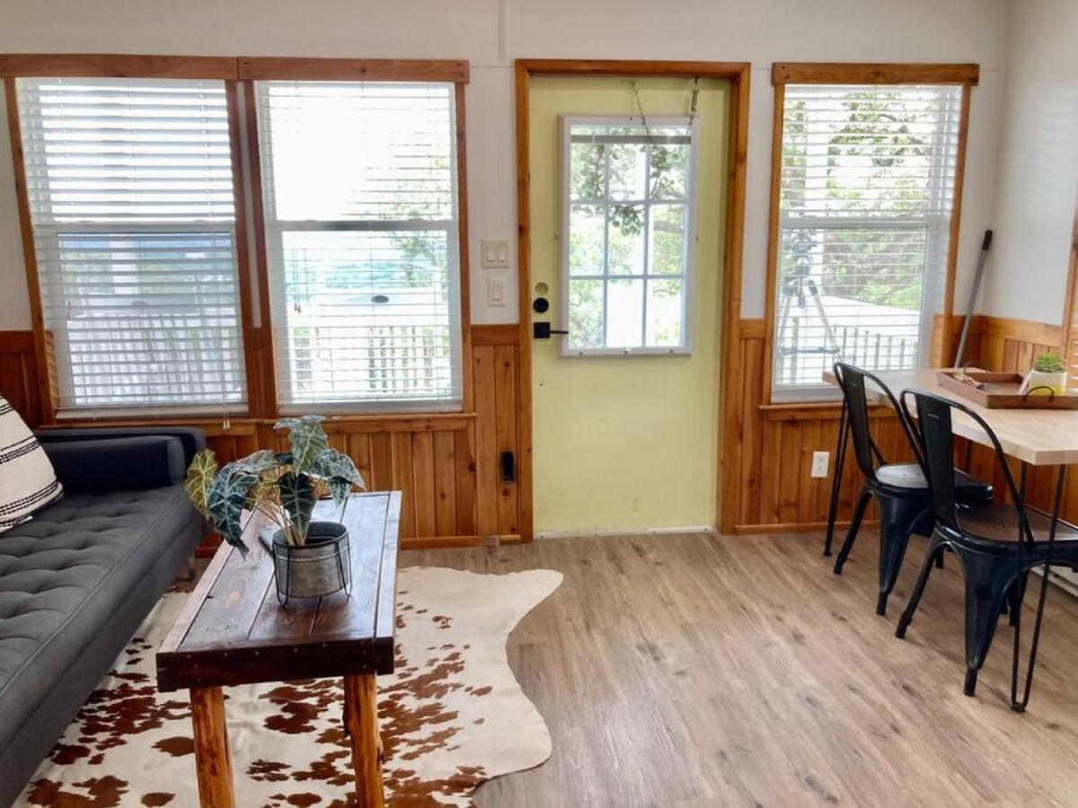 Spring Branch The Perch- Texas Tiny Haus With Amazing Viewsヴィラ エクステリア 写真