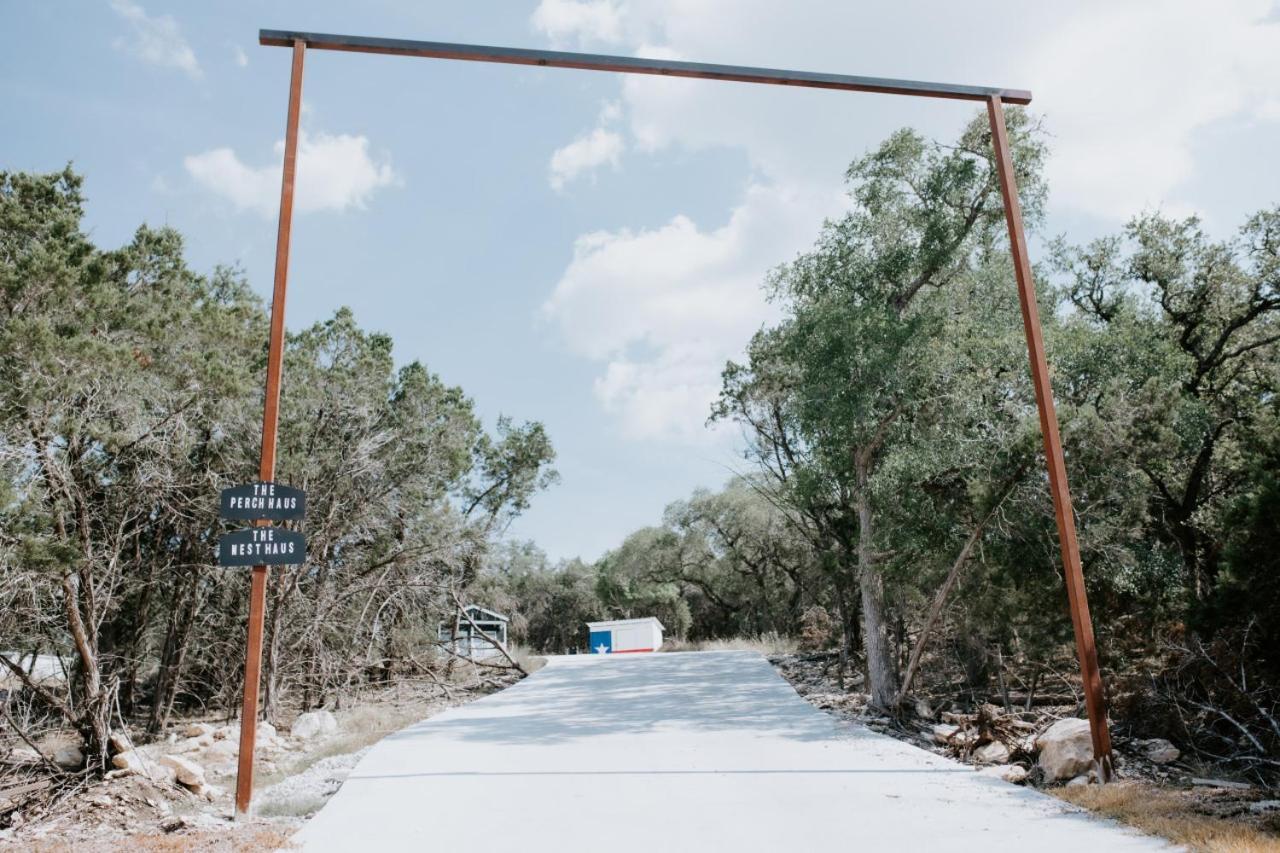 Spring Branch The Perch- Texas Tiny Haus With Amazing Viewsヴィラ エクステリア 写真